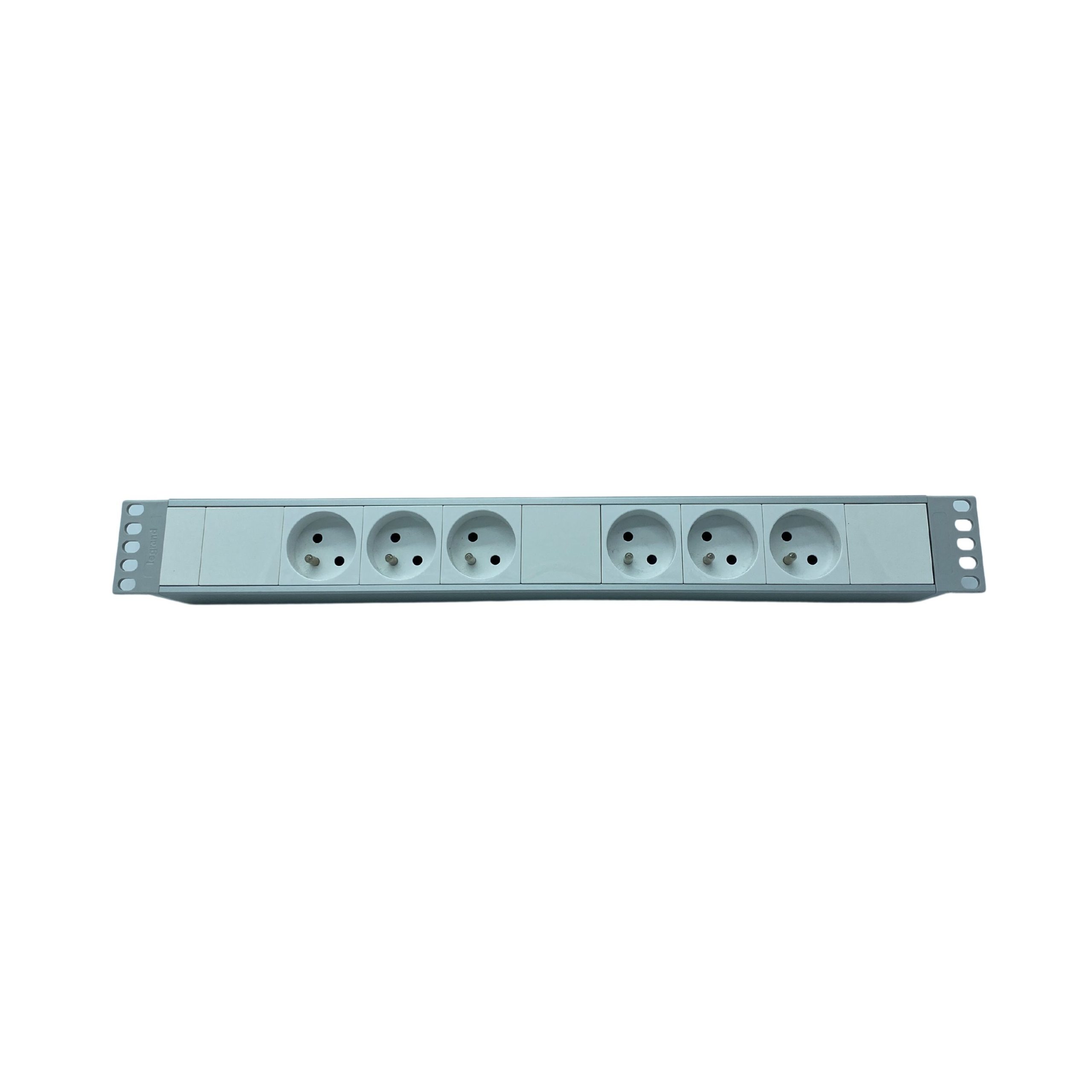 Bloc multiprise 19'' - 230 v - Legrand - 6 prises